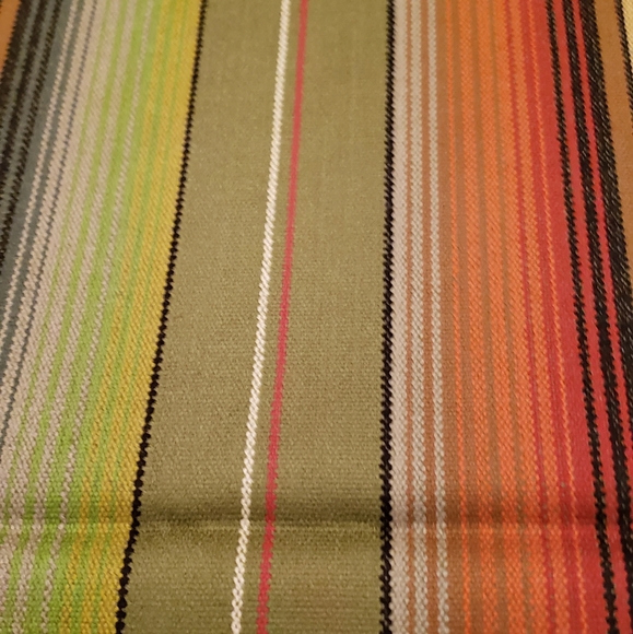 Tablecloth - Picture 4 of 4